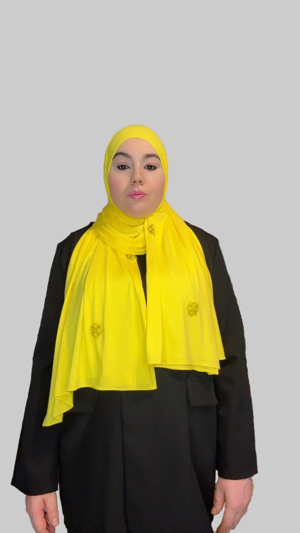 Hijab Crystal Jaune Clair porté